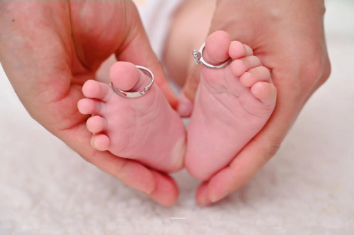 当阳宝宝发烧手心比额头烫 当阳宝宝发烧手心比额头烫